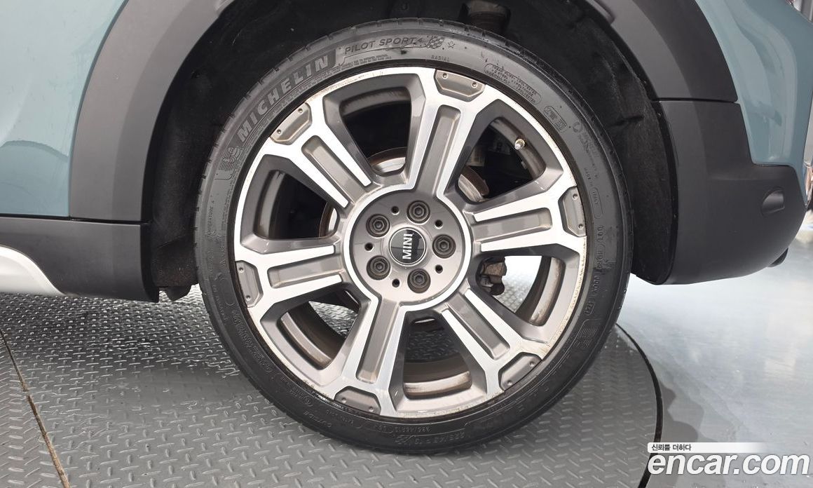 Mini Cooper Countryman S фото 21